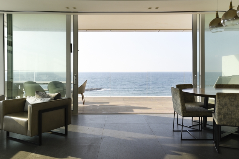 Beachfront apartment for sale in TelAviv Herbert Samuel 10 Luxury